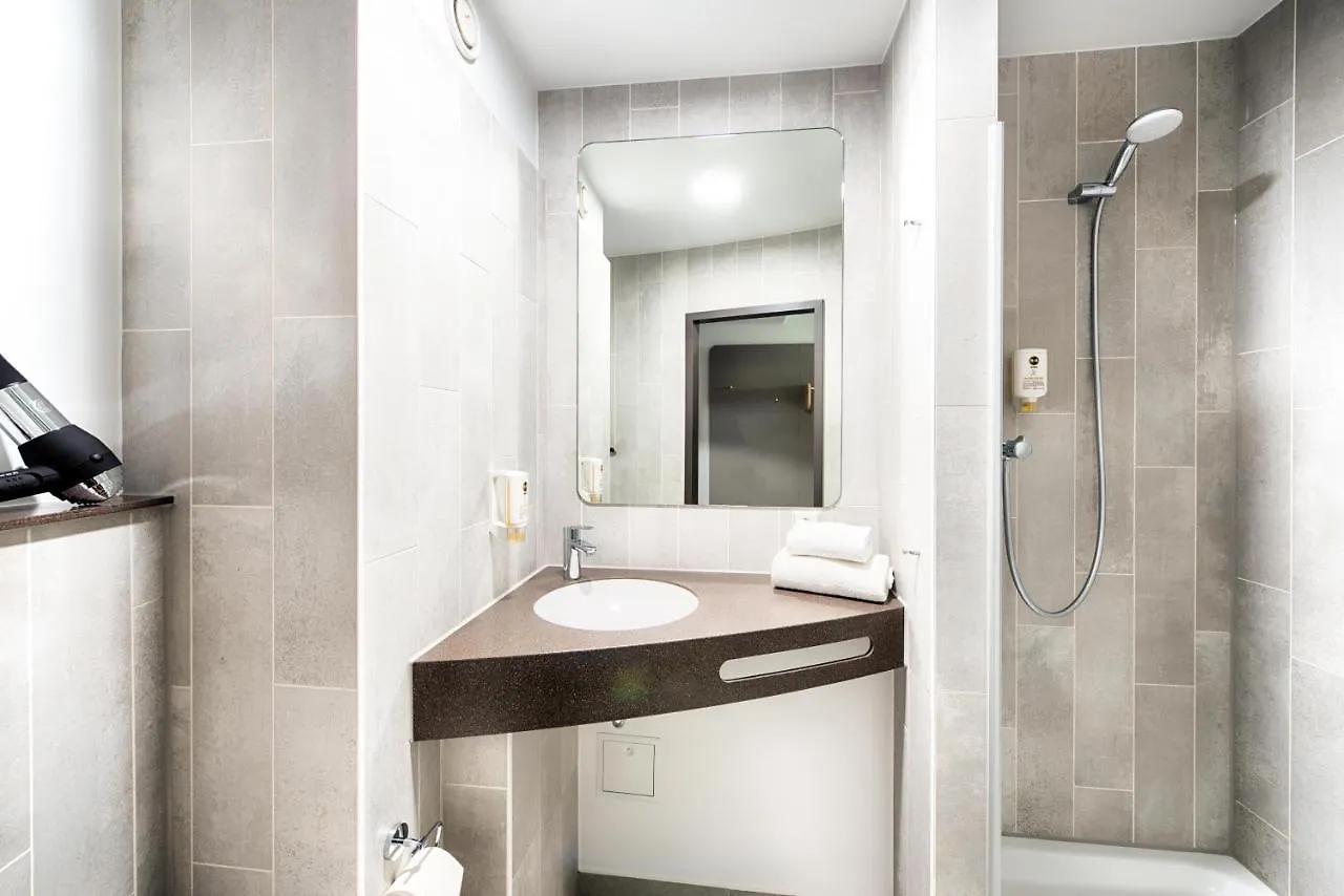 B&B Hotel Muenchen-Putzbrunn