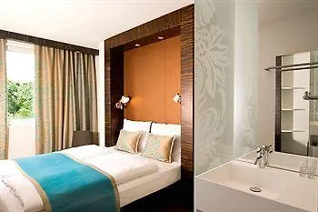 B&B Hotel Muenchen-Putzbrunn